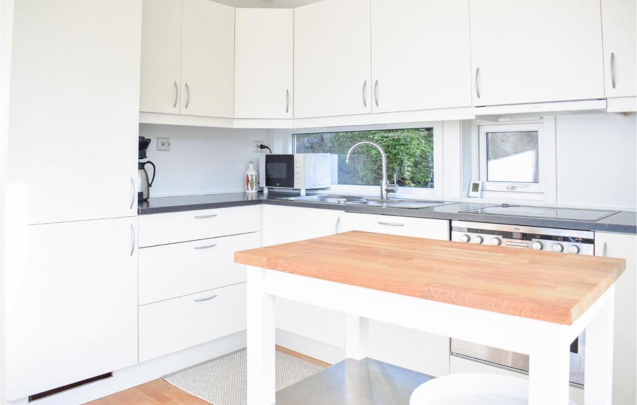Stunning Home In Jorpeland With Kitchen Экстерьер фото